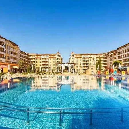 At Royal Sun, Sunny * 阳光海滩