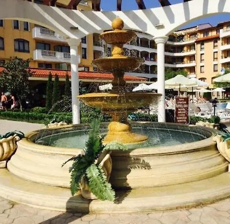 Апартаменты At Royal Sun, Sunny Солнечный берег