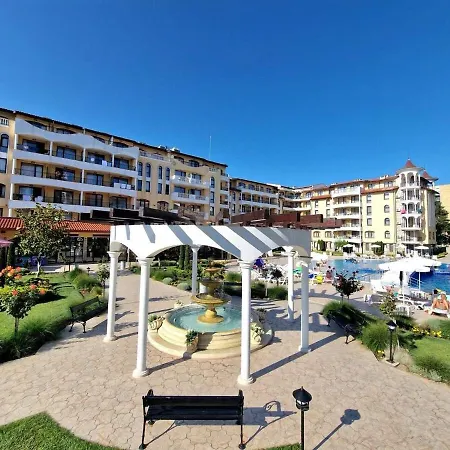 At Royal Sun, Sunny Апартаменты Солнечный берег