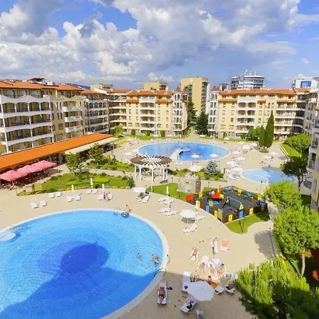 Апартаменты At Royal Sun, Sunny Солнечный берег
