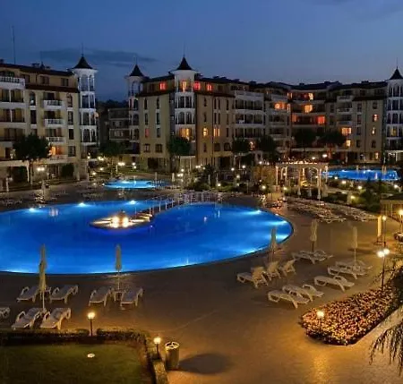 At Royal Sun, Sunny Апартаменты *