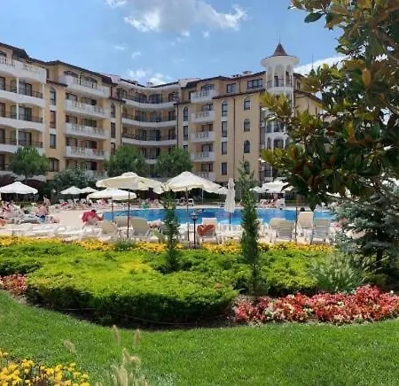 Апартаменты At Royal Sun, Sunny Солнечный берег