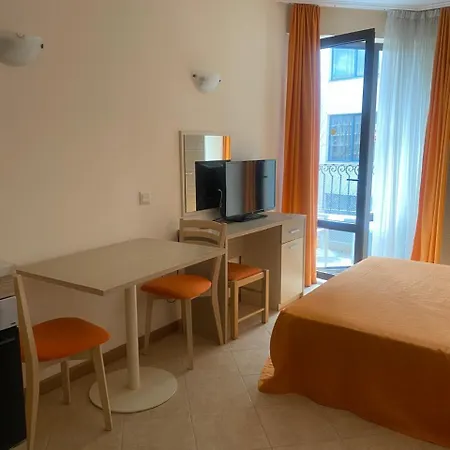 At Royal Sun, Sunny Apartament