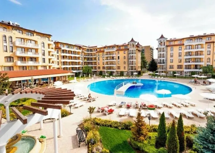 At Royal Sun, Sunny * Σάνι Μπιτς